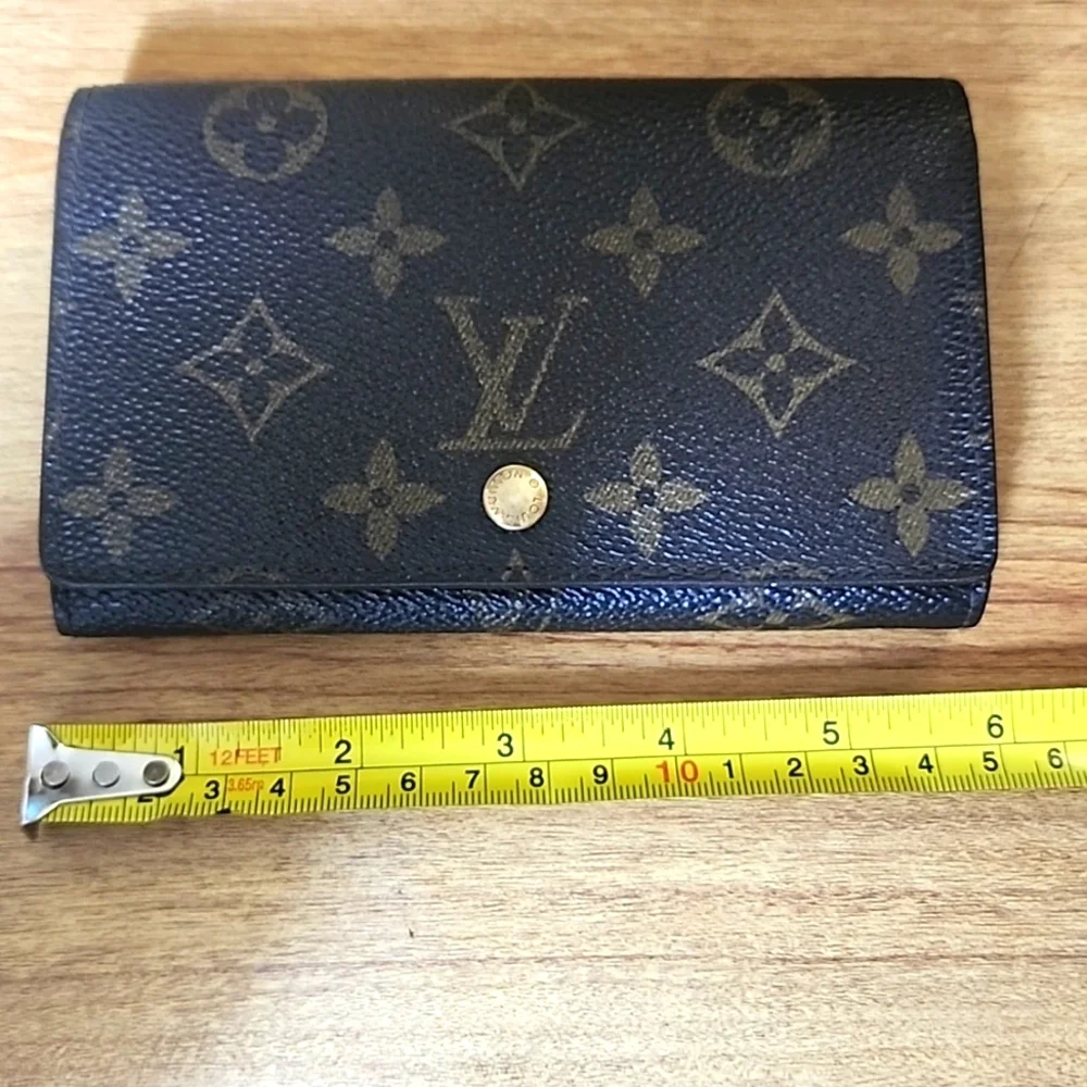 Louis Vuitton Bundle - Picture 13 of 14